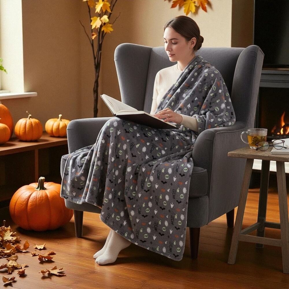 Modern Kids Halloween Blanket 45x60 Ghost Bat Spiderweb Plush Throw Soft Gray